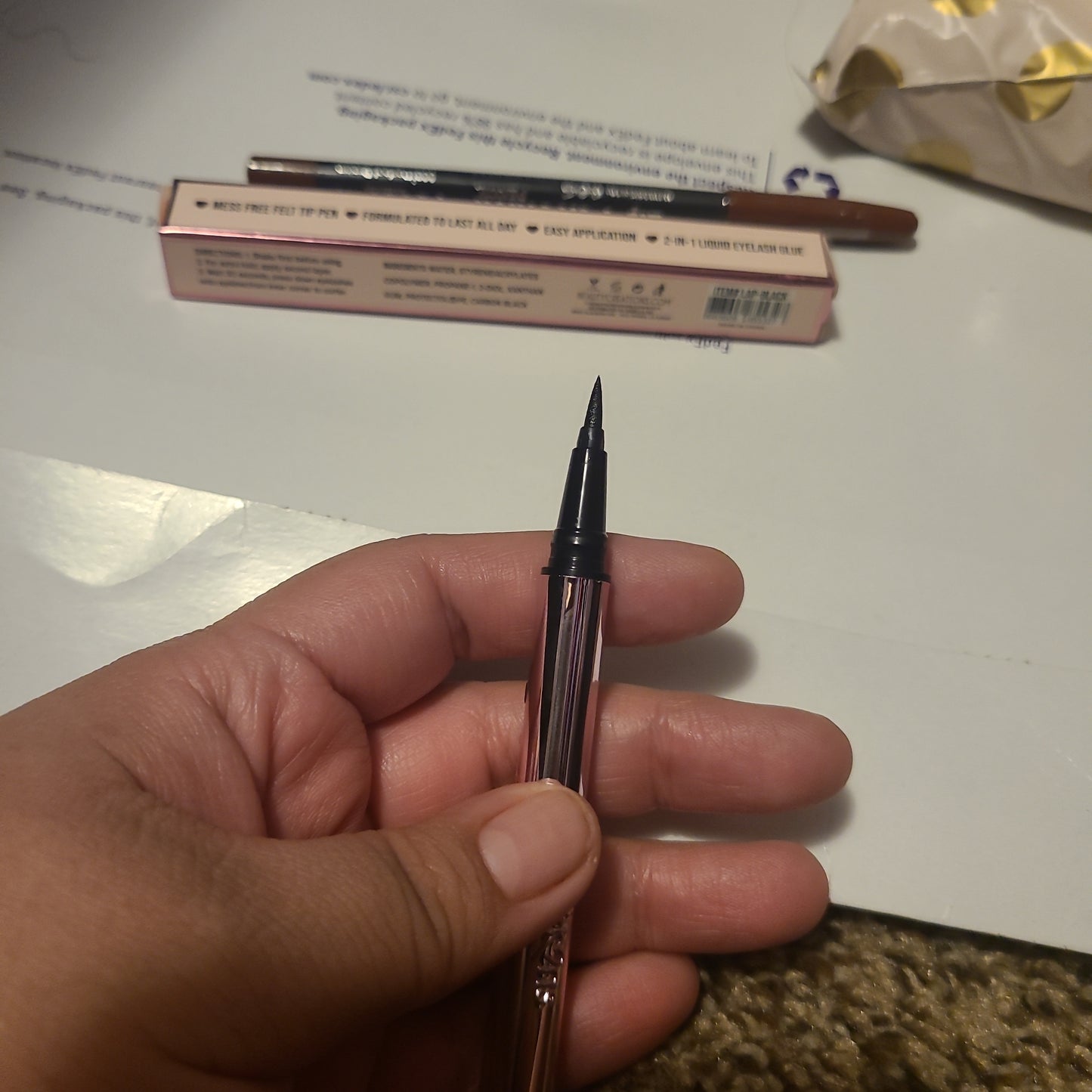 LASH GLUE