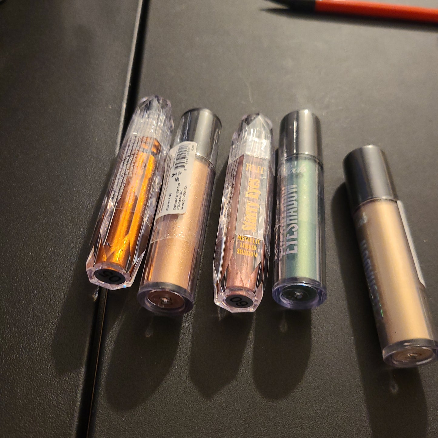 Px look rollon eyeshadow