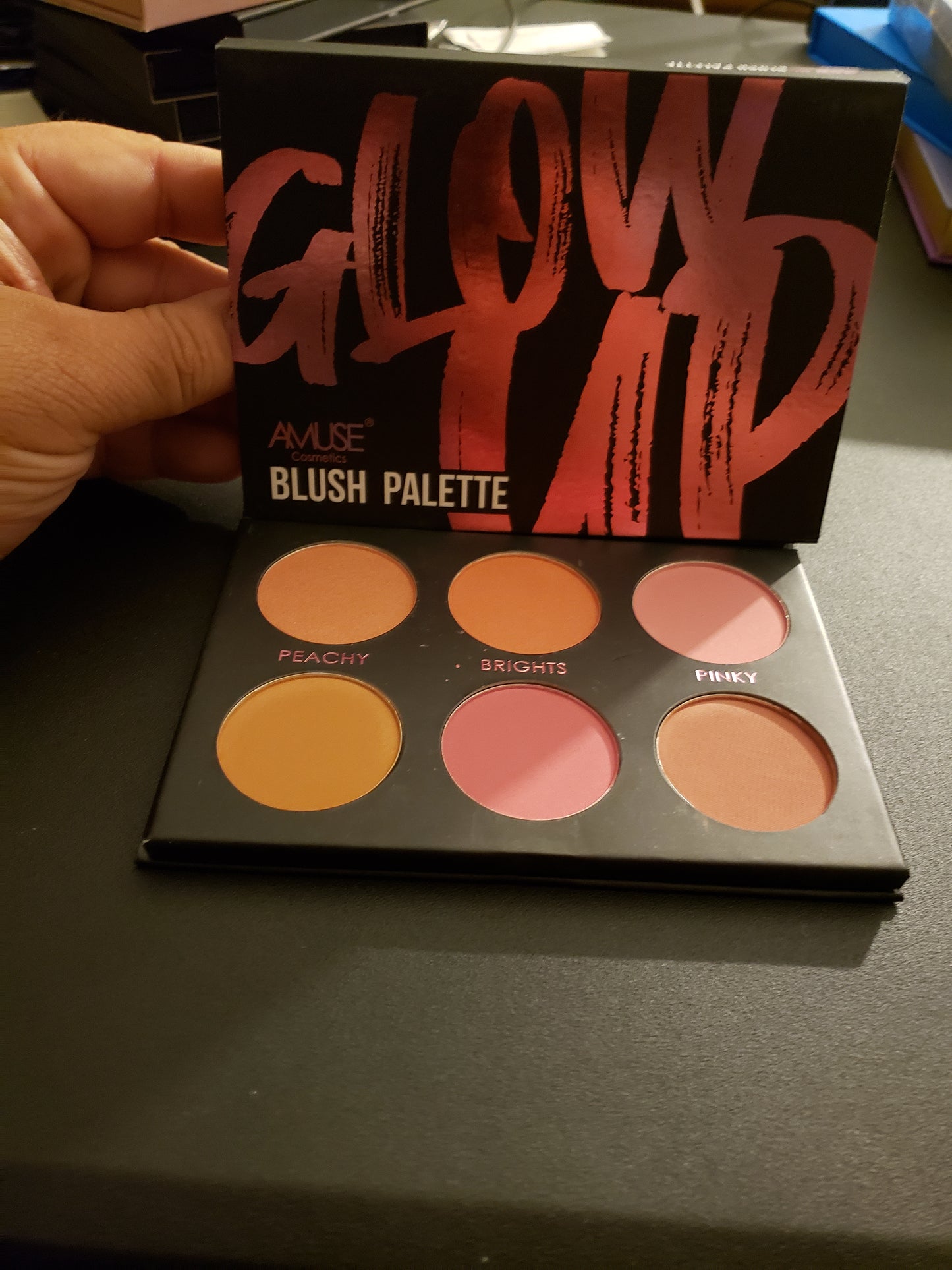 GLOW UP