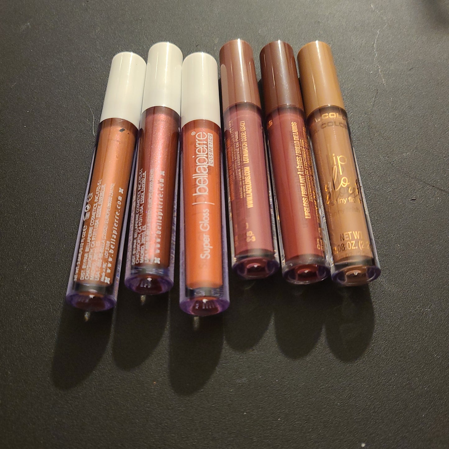 L.A color shiny finish Bellapierre super glossy
