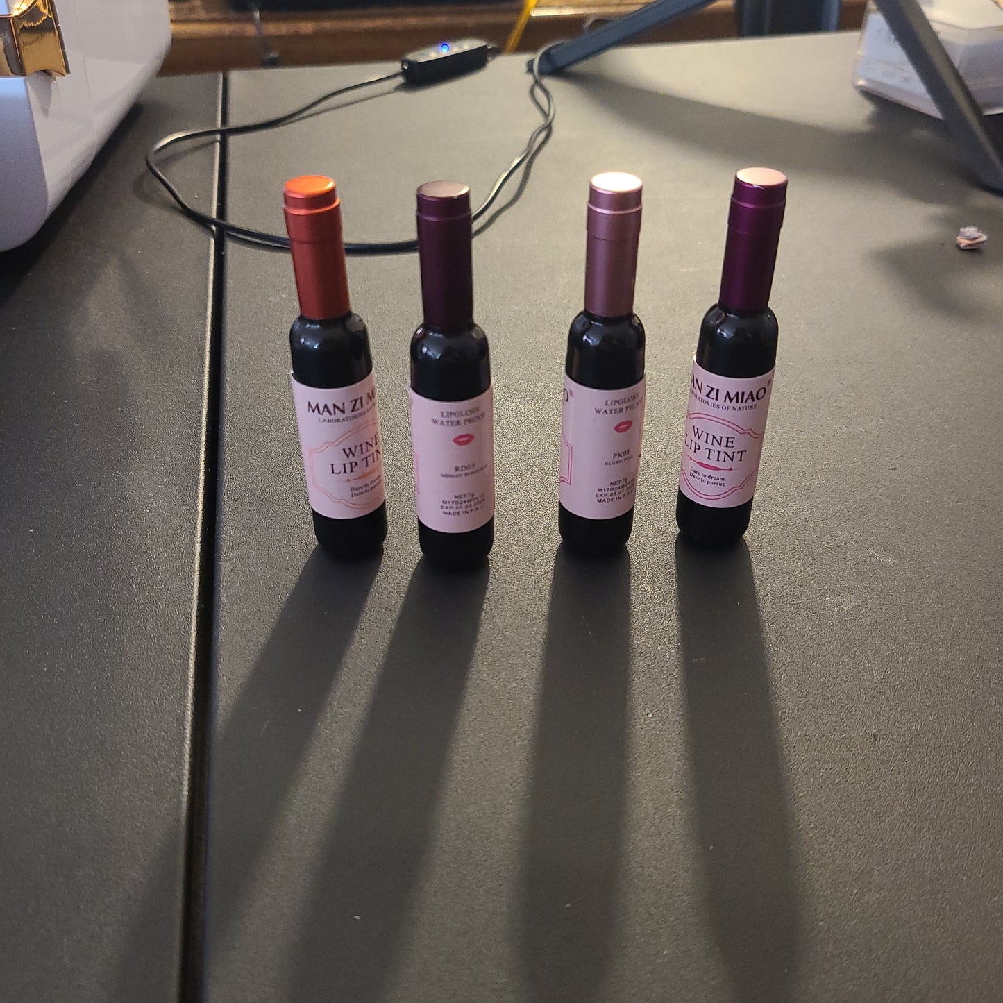 Man zi miao wine lip tint