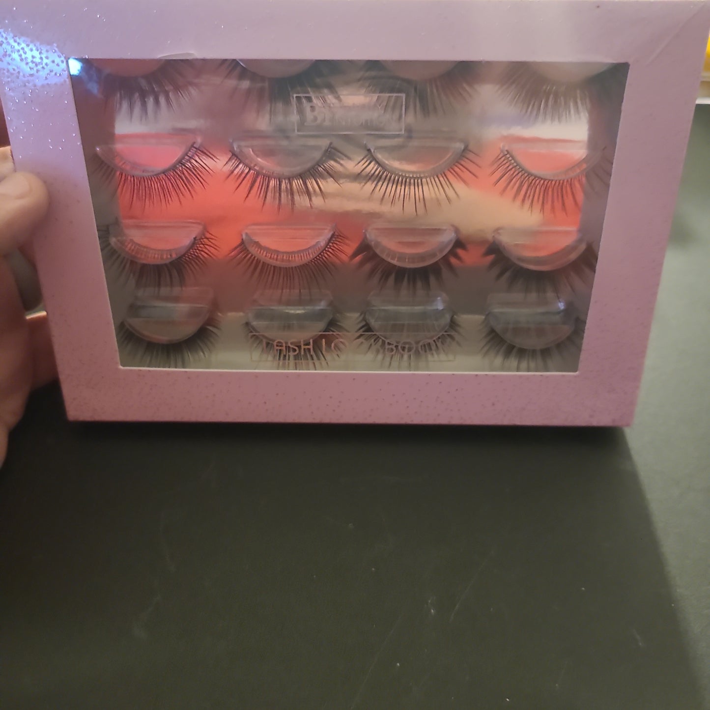 BI LASH LOOK BOOK