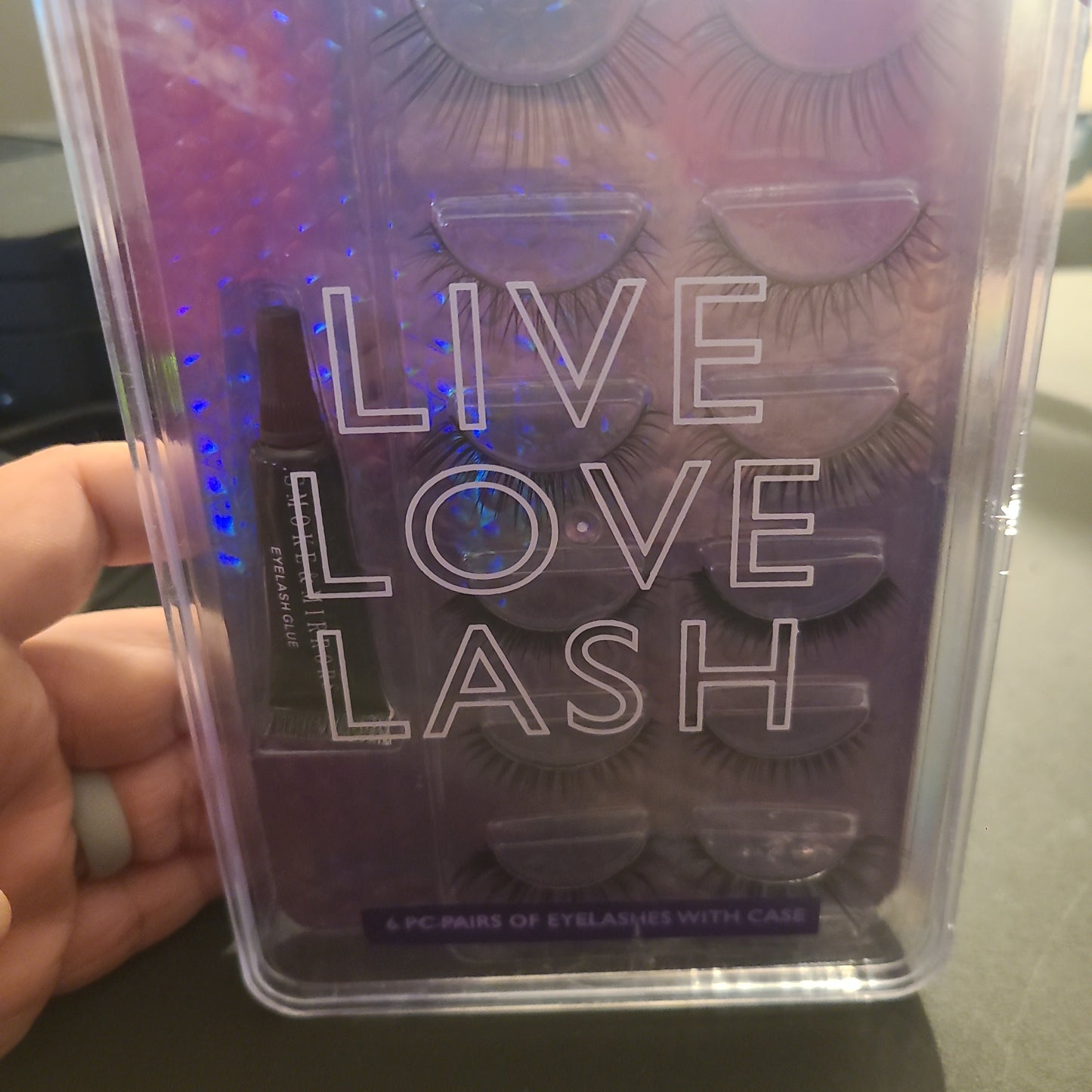 Smoke Mirrors Live Love Lash 6pc eyelashes with case