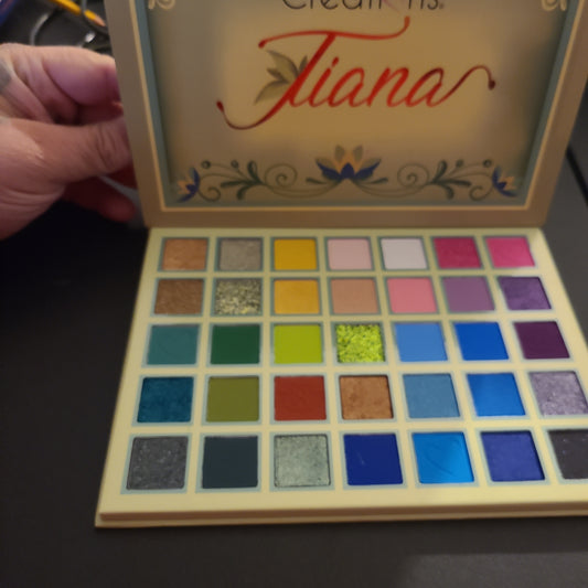 Beauty Creations tiana