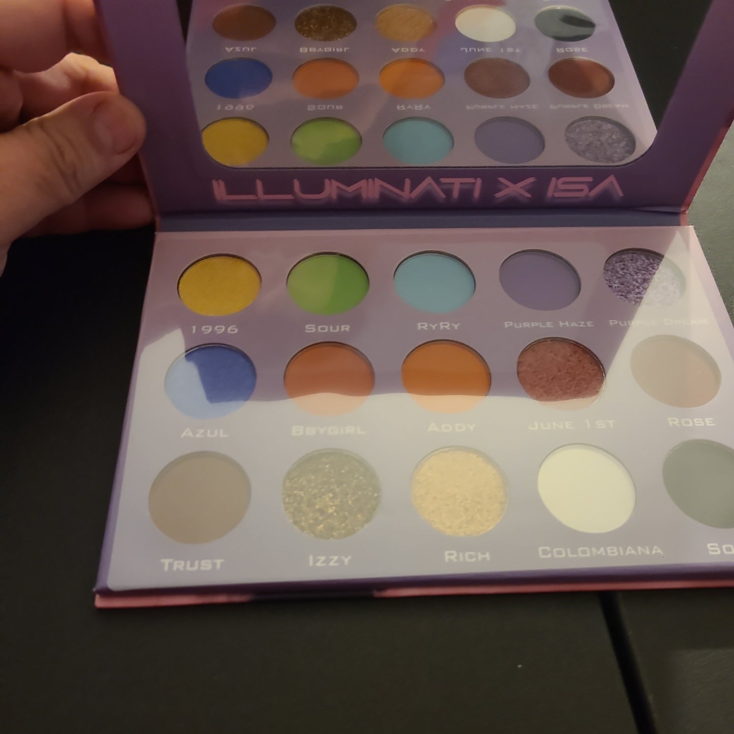 Illyminatixisa glam palette