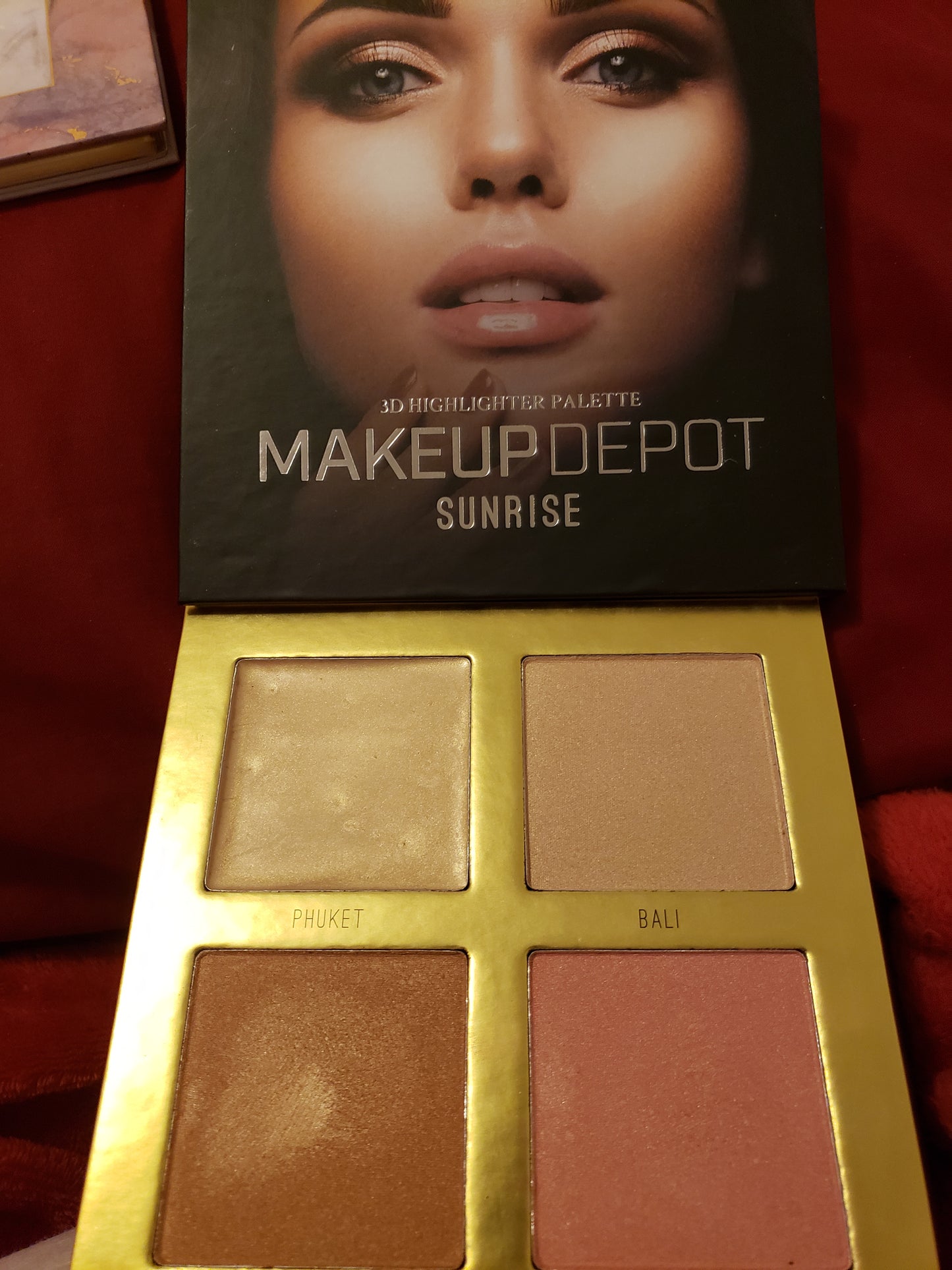 SUNRISE.   Make up depot