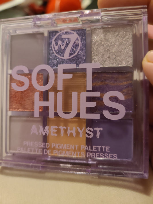 SOFT HUES