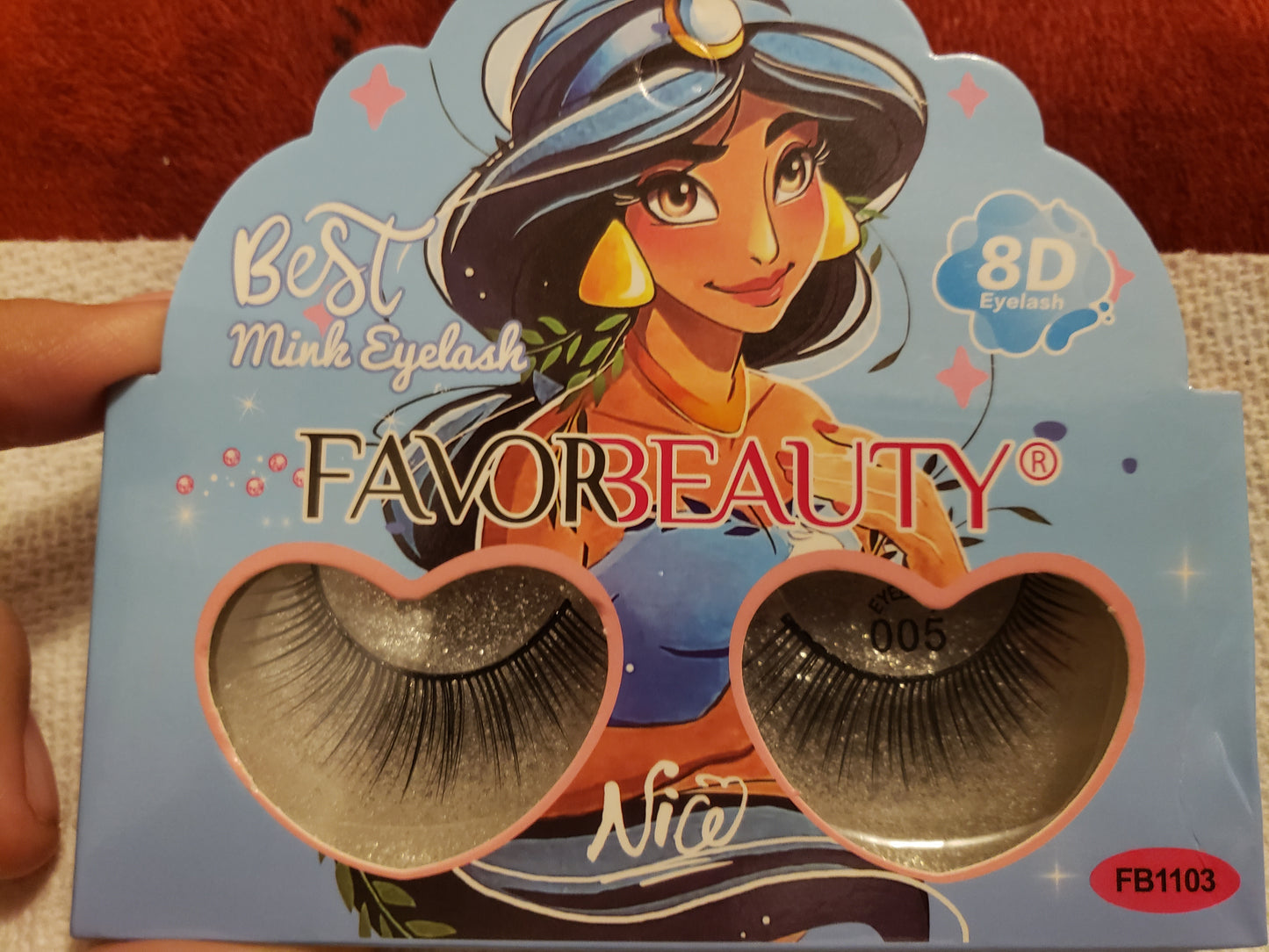 Favor Beauty  eyelashes
