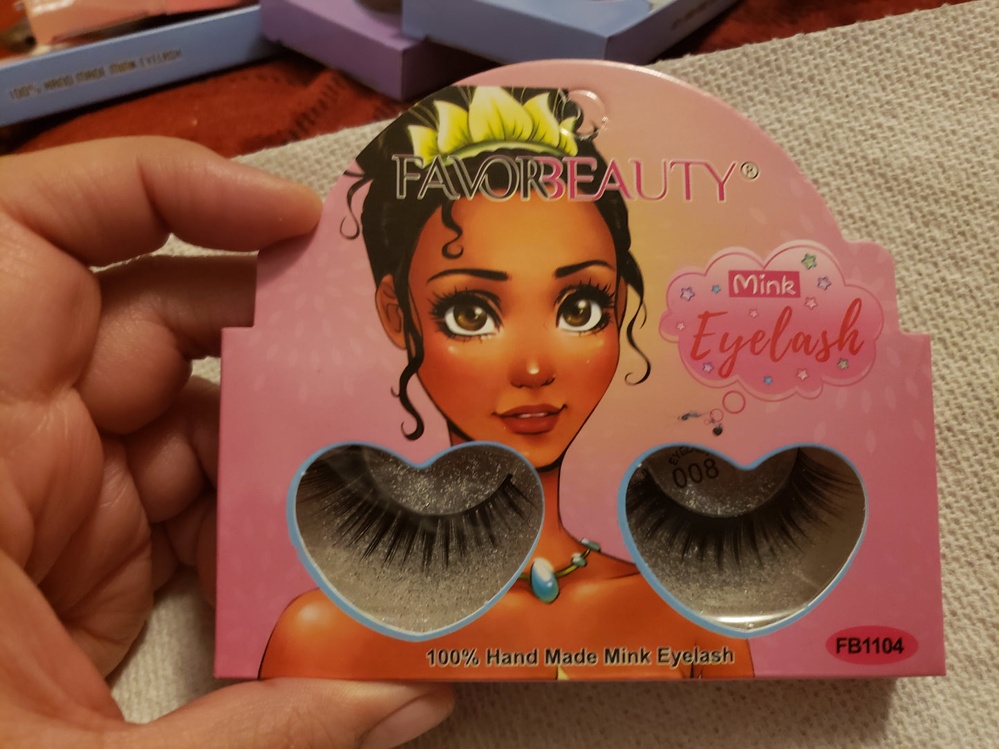 Favor Beauty  eyelashes